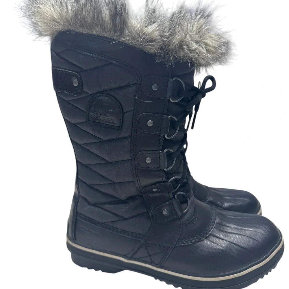 SOReL ‘Tofino II' Faux Fur Lined Waterproof Boot (Women size 8